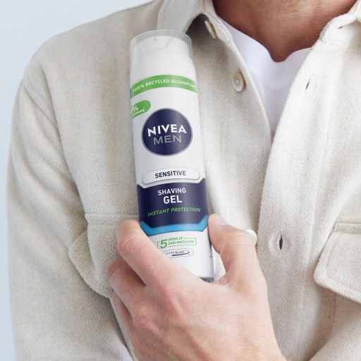 NIVEA MEN SENSITIVE Gél na holenie pre mužov, jemný a upokojujúci, 200 ml