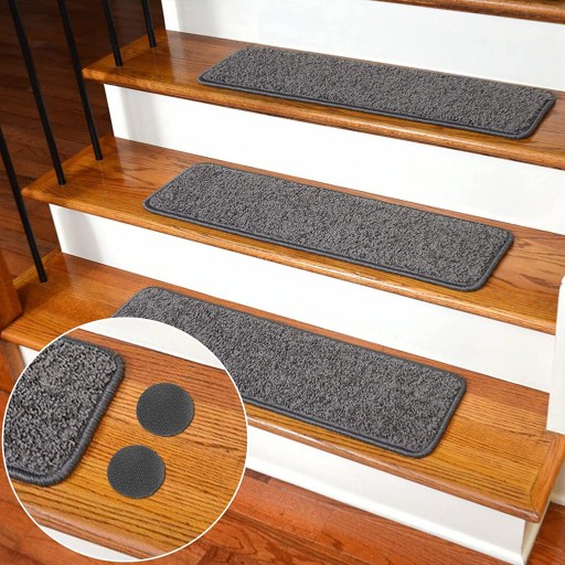 PROTIŠMYKOVÝ suchý zips, SILNÝ SAMOLEPIACI, na koberec, obrus, pohovku, 20 ks. čierna