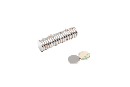Neodymový magnet MW 17x2 N38 s lepidlom 3M 1 ks.
