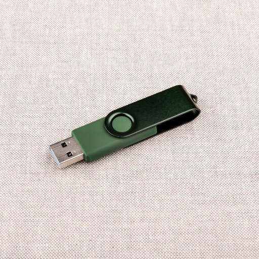 rôzne farby USB MEMORY 32GB USB 2.0 FLASH TWISTER