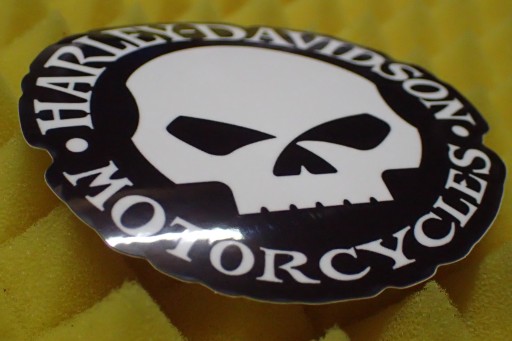 NÁLEPKA NA MOTORKY HARLEY DAVIDSON LEBEKA NÁLEPKA 9,1 x 9,1 cm