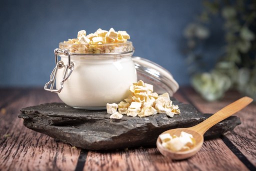 MRAZOM SUŠENÁ BROSKYŇA lyofilizované kocky broskýň 50 g sladké