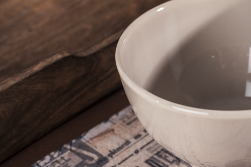 Porcelánová miska na šalát 14 cm, béžová
