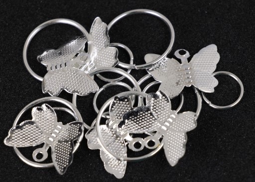 Korálky Ozdoby do vlasov vrkoče ozdoby prstene SILVER BUTTERFLYS 5 KS