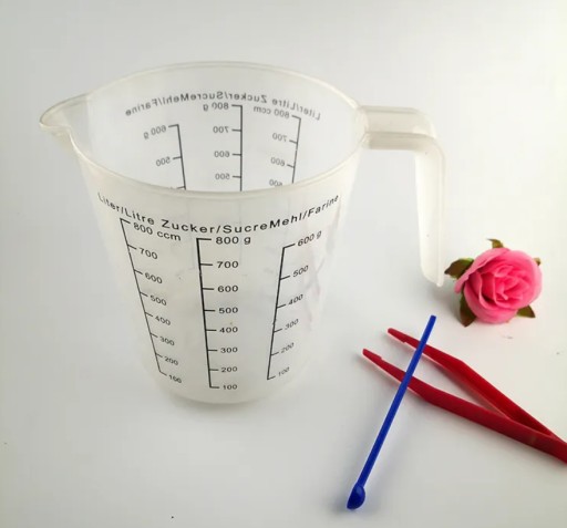 KUCHYNSKÝ ODMERNÝ hrnček S ODBORNÝM džbánom 1,5L