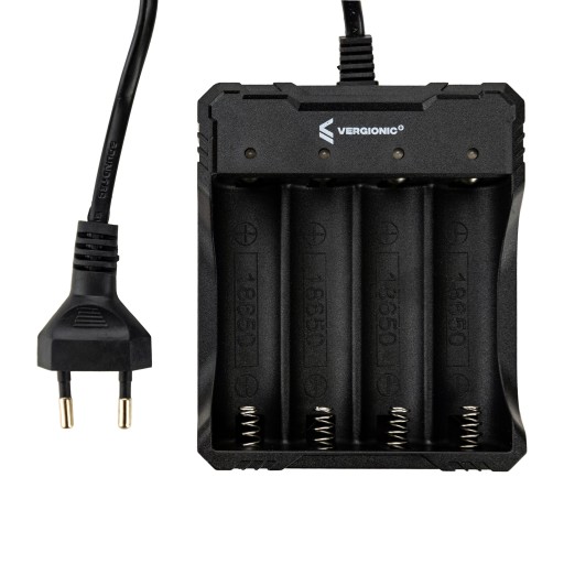 NABÍJAČKA PRE 4 BATÉRIE LI-ION 18650 3,7V AC 100-240V CV 1200 MA QUAD