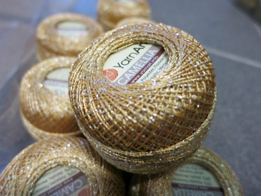 Šnúrka Camellia Yarn Art, metalizovaná, 419 zlato