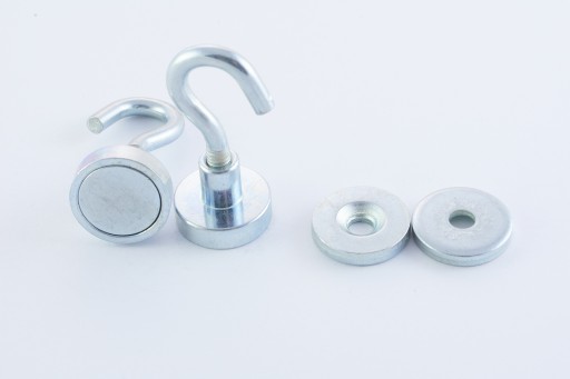 Magnetický držiak s podložkou a 16mm háčikom