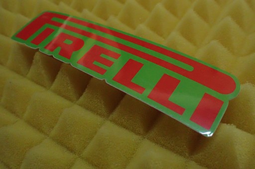 NÁLEPKA PIRELLI NÁLEPKA 12,5 x 3 cm