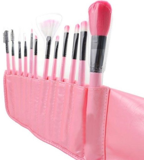 SADA PROFESIONÁLNYCH ŠTETEC NA MAKEUP 12 KS