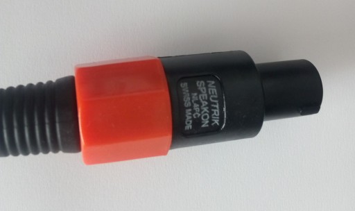 SPEAKON spikon RED zástrčka pre kábel NEUTRIK (1162