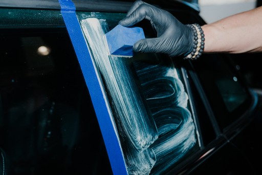 ADBL GLASS CUBE CUBE CUBE RUČNÉ LEŠTENIE OKIEN A SKLA