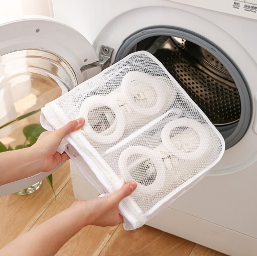 SIEŤOVÉ TAŠKO NA PRANIE OBUV V PRÁČKE KAPACITA TAŠKA NA OBUV ZAPÍNANÁ NA Zips