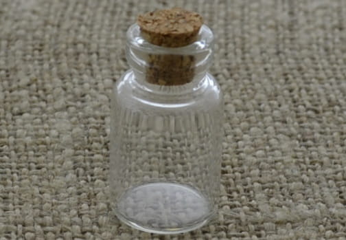 Sklenená fľaštička so zátkou 23*13mm