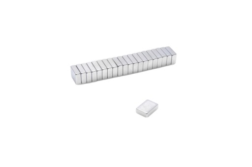 Neodymový tanierový magnet 10x7x3 N38 10 ks.