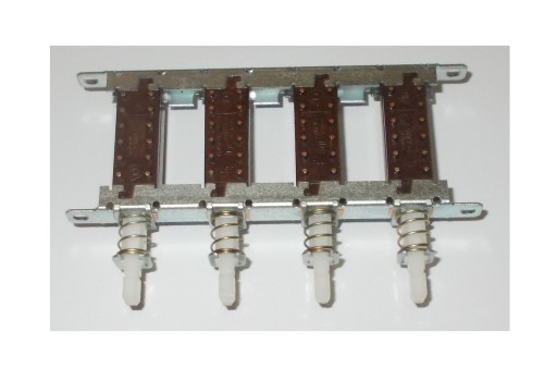 ISOSTAT 12pinový 4x bistabilný nezávislý UNITRA (62