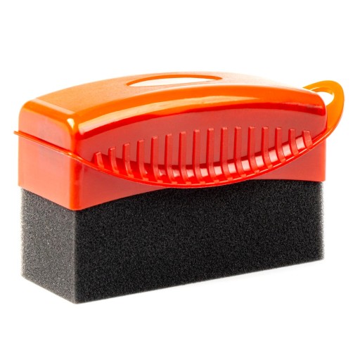 SPONGE APLIKÁTOR NA PNEUMATIKY AUTOMOBILov ČIERNY DRESS PNEUMATIKY AMIO HOUS