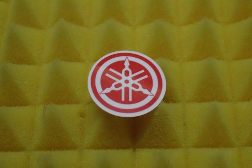 NÁLEPKA YAMAHA NÁLEPKA 3 x 3 cm