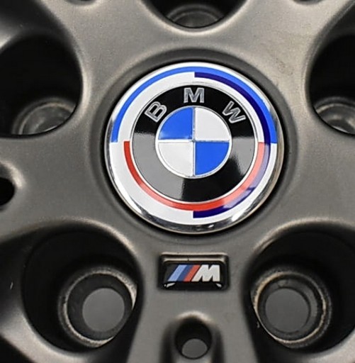 1 ks ZNAK BMW M-POWER ODZNAK LOGO NA ZLIATINÝCH DISKOCH VOLANT 17x9 CHROM.