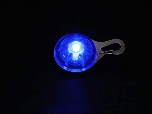 LED LAMPA SVETIE NA VEČERNÉ PRECHÁDZKY