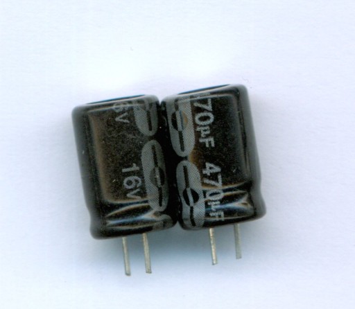 470uF 16V 470 µF 16V 85°C JEDNOTNÝ (20 KS) ELEKTROLYTICKÝ KONDENZÁTOR