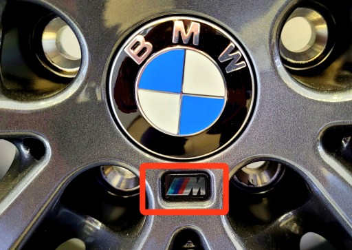 ZNAK ODZNAK BMW M POWER LOGO PACK 17x9 chróm 1 ks