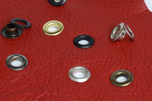 8mm medené kožené očká, sada 100 sád
