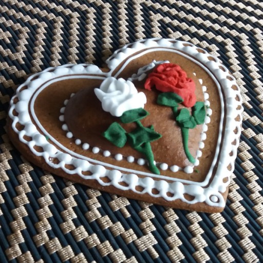 3D forma - SKLADACIE 3D SRDCE 7,0 cm (2 polovice)