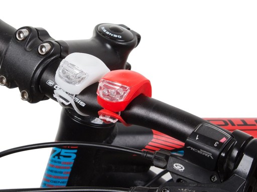 PREDNÉ ZADNÉ LED BICYKELOVÉ SVETLO, VODEODOLNÉ SILIKÓNOVÉ - 2 ks