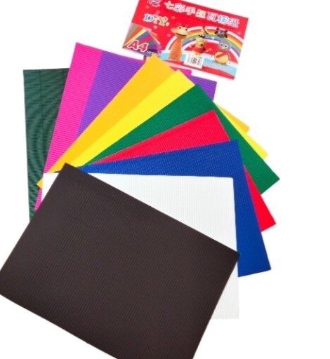 Farebný vlnitý papier na rezanie SCRAPBOOKING 10 ks mix farieb A4