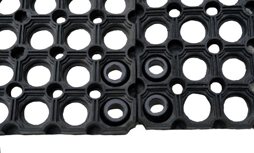 GUMMY GUMBER CONNECTOR 100% stieracia guma