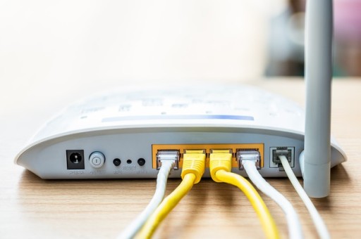 LAN ETHERNET SKÚTENÝ PÁR ZLATÝ RJ45 5M LAN ETHERNETOVÝ KÁBEL