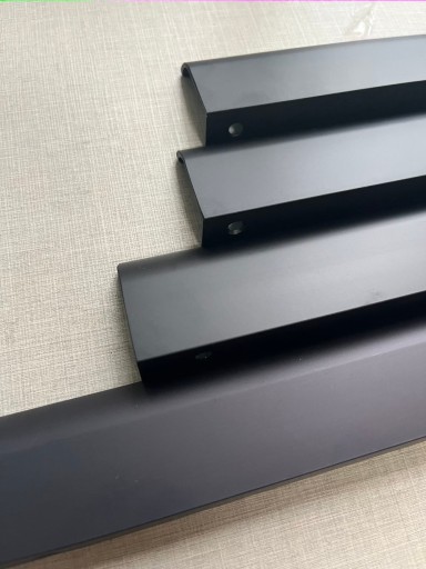Okrajová rukoväť UA-A02 MATTE BLACK 128/150mm