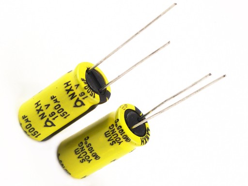 KONDENZÁTOR 1500uF / 16V 10x20 L.ESR SAMYOUNG 5KS