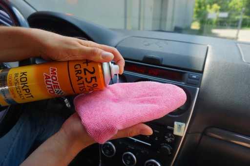 MOJE AUTO - LESKLÝ KOKPIT - VANILKA - 750 ML
