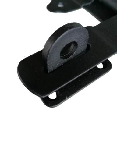 Závora zatvárania garážovej brány 150mm, lakovaná na čierno