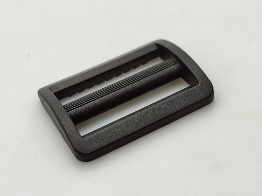 Plastový rám regulátora 30 mm 1 kus čierny (2)