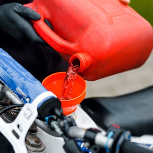 K2 2T RACE motorový olej pre dvojtaktné zmesi 1L