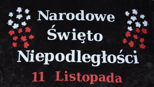vlastenecká výzdoba tabuľa vitrína leták škol