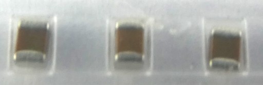 Keramické 1uF 16V DC 20% 20ks.