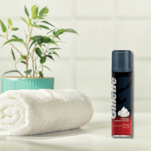 Pena na holenie Gillette Classic 200 ml pre normálnu pokožku, extra účinná