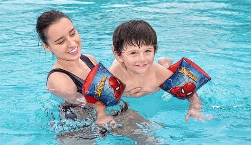 Motýľové plávanie na rukávy 3-6L Spiderman Bestway