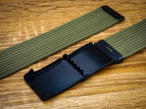 Pánsky KHAKI WEBBING opasok krátka kovová spona MATNÁ