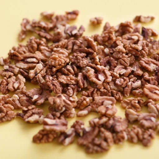 VLAŠSKÉ ORECHY 100 G, LÚPANÉ POLOVIKY 100% HEBAR