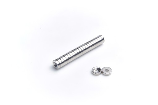 Magnet Breast MP 10x(7x3,5)x5 N38 na skrutku 10ks