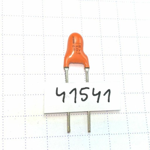 Pevný Al kondenzátor 6,8uF 10V R5 20% 128-SAL x20