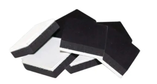 Samolepiace štvorcové magnety 1,2 cm, 8 ks