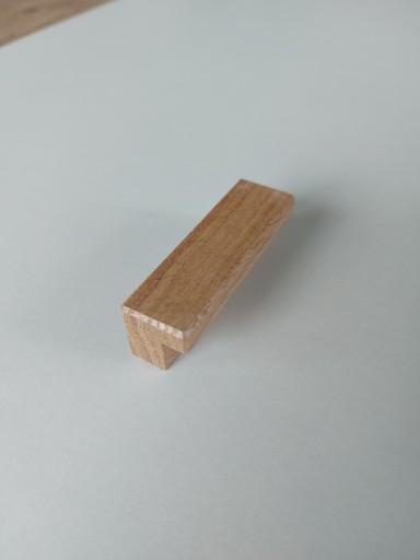 Drevená nábytková úchytka, dub ELKA, dĺžka 64mm, rozmer 32mm, POĽSKÝ VÝROBOK