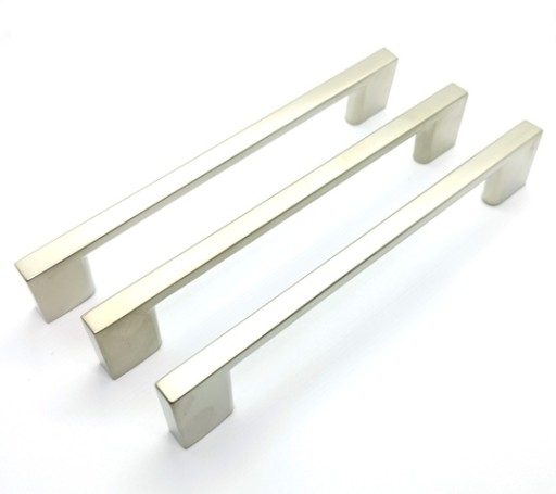 MODERNÁ NÁBYTKOVÁ KĽÚČKA L-320MM SATIN TECHNO