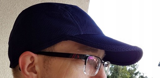 LETNÁ BASEBALLOVÁ ČIAPKA so zapínaním na suchý zips, vzdušná, námornícka modrá